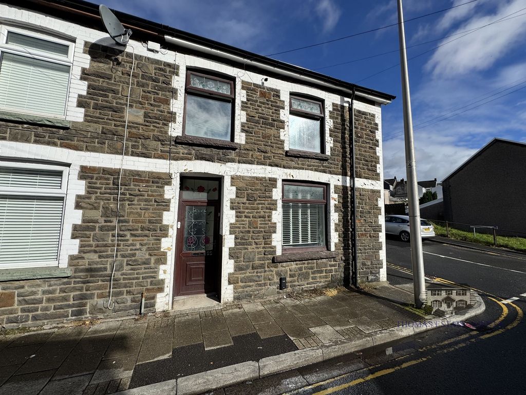 Property photo 2 of 14 Outside