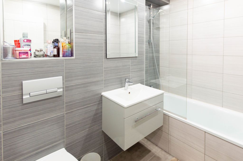 Property photo 3 of 5