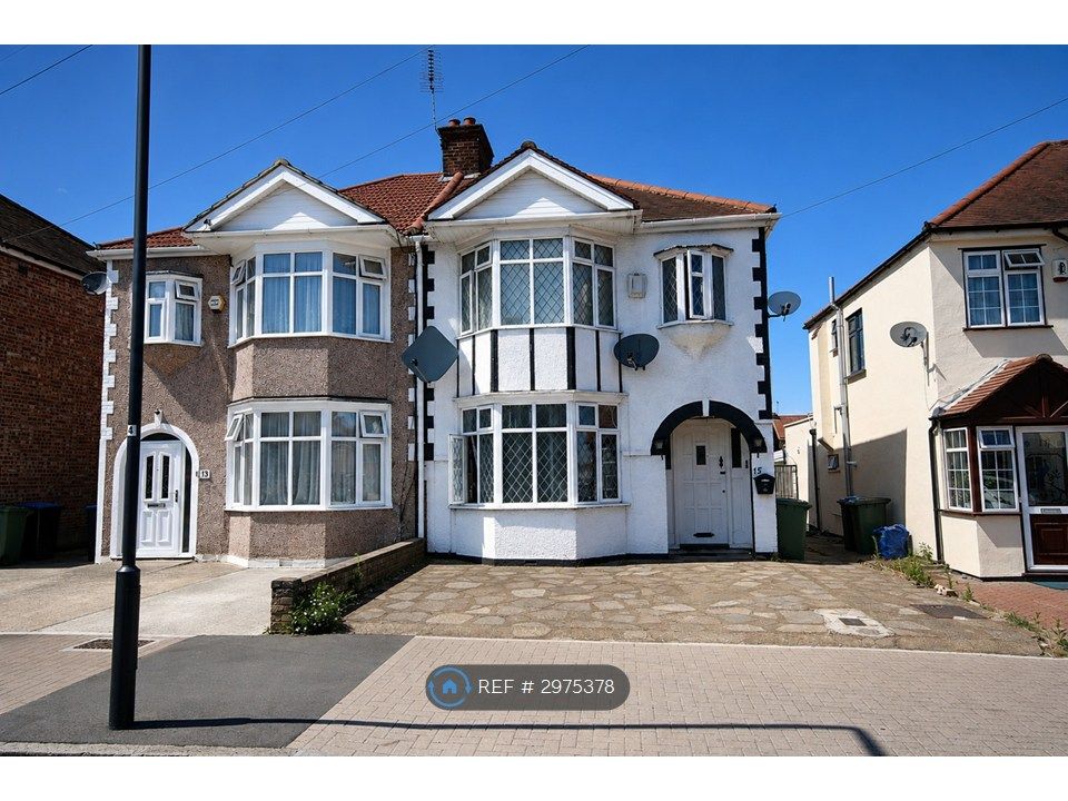 Property photo 1 of 10 Front