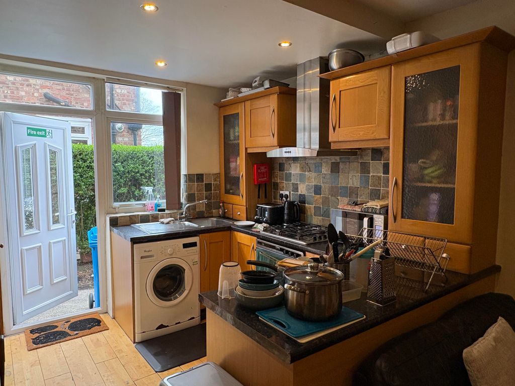 Property photo 3 of 17 Unnamed (1)