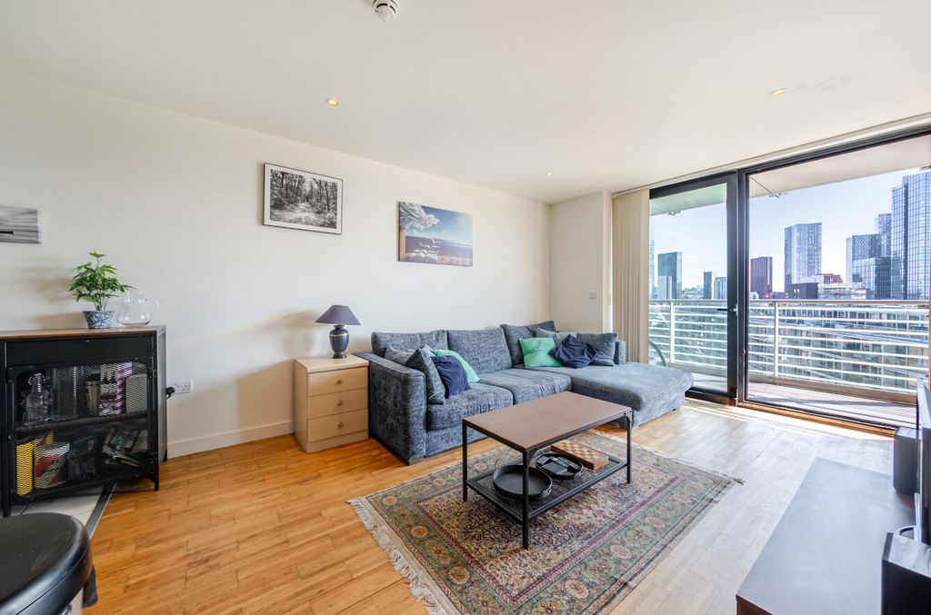 Property photo 2 of 16 1509684-4-6A8c384...
