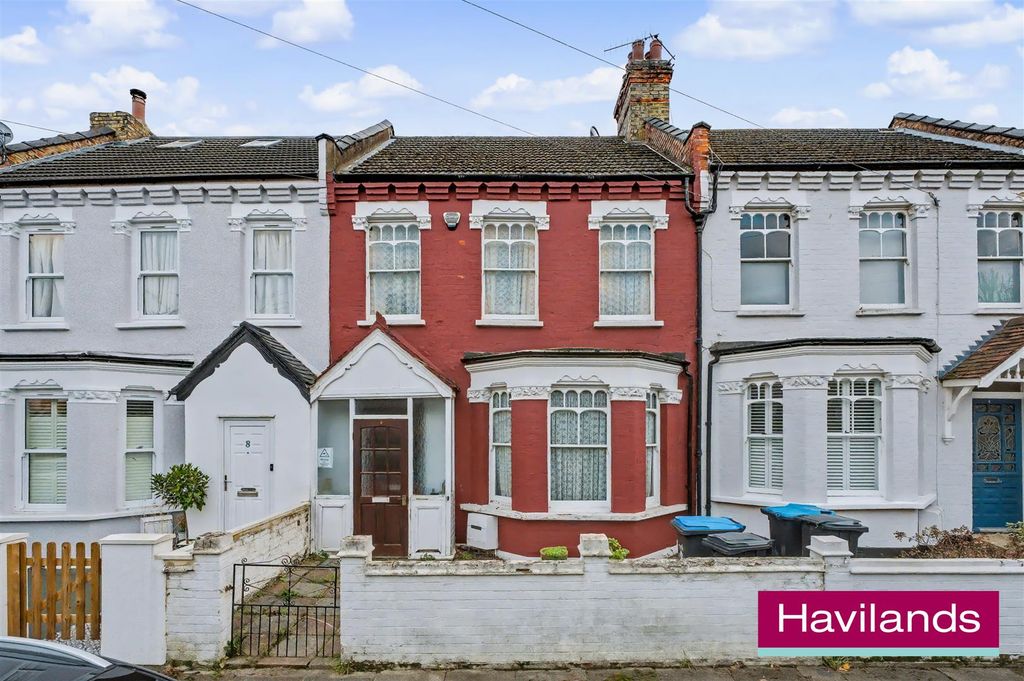 Property photo 1 of 12 College Road N21 3Jh-1.Jpg