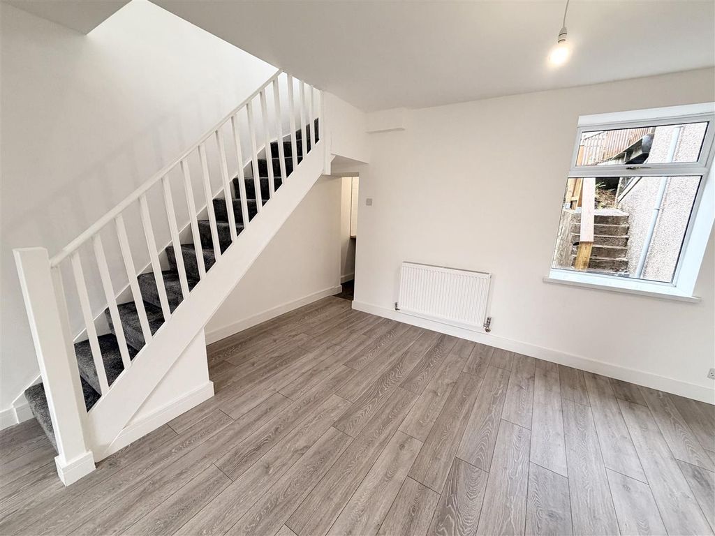 Additional image 16 of 3 bed semi-detached house to rentStation Terrace Maerdy Ferndale, Ferndale CF43