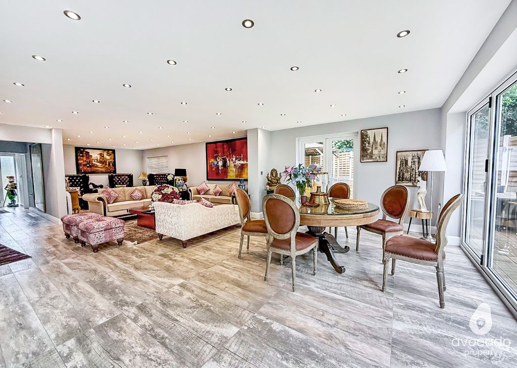 Property photo 3 of 40 4108727