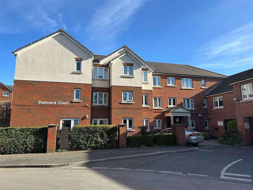 Property photo 1 of 10 Picture No. 12