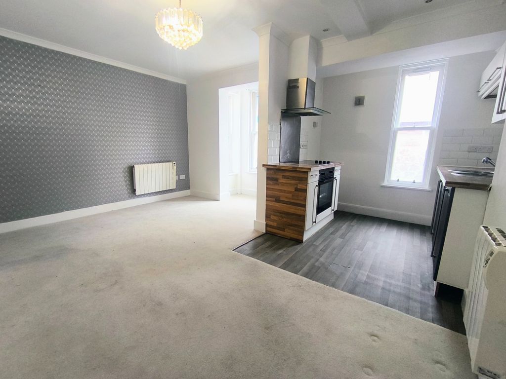 Property photo 2 of 4
