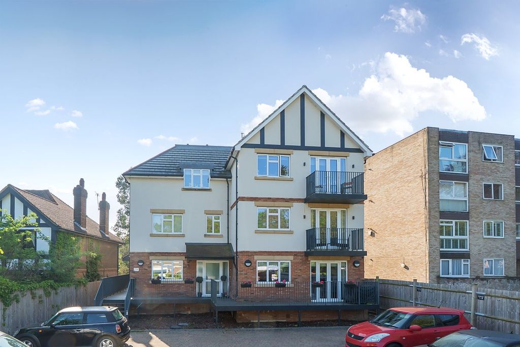 Property photo 3 of 15