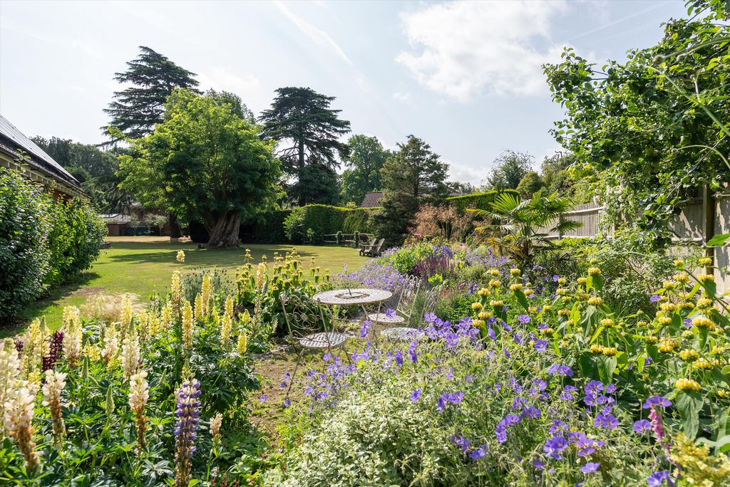 Property photo 3 of 41 Image