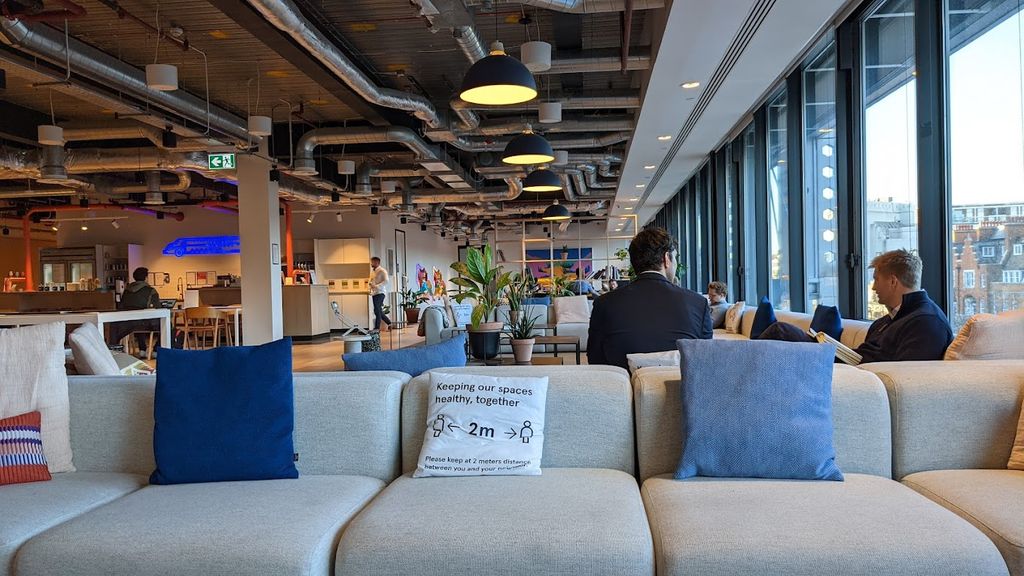 Property photo 1 of 9