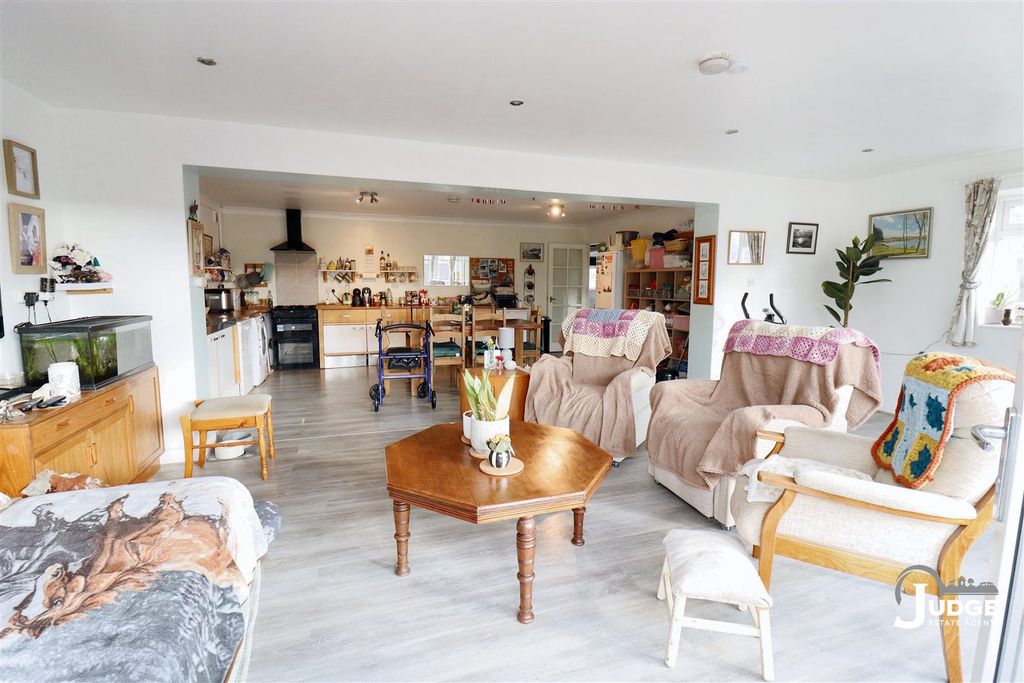 Property photo 3 of 27 Img_7632.Jpg