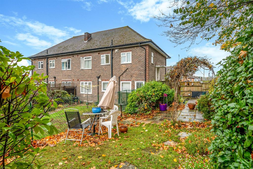 Property photo 2 of 10 Rear External