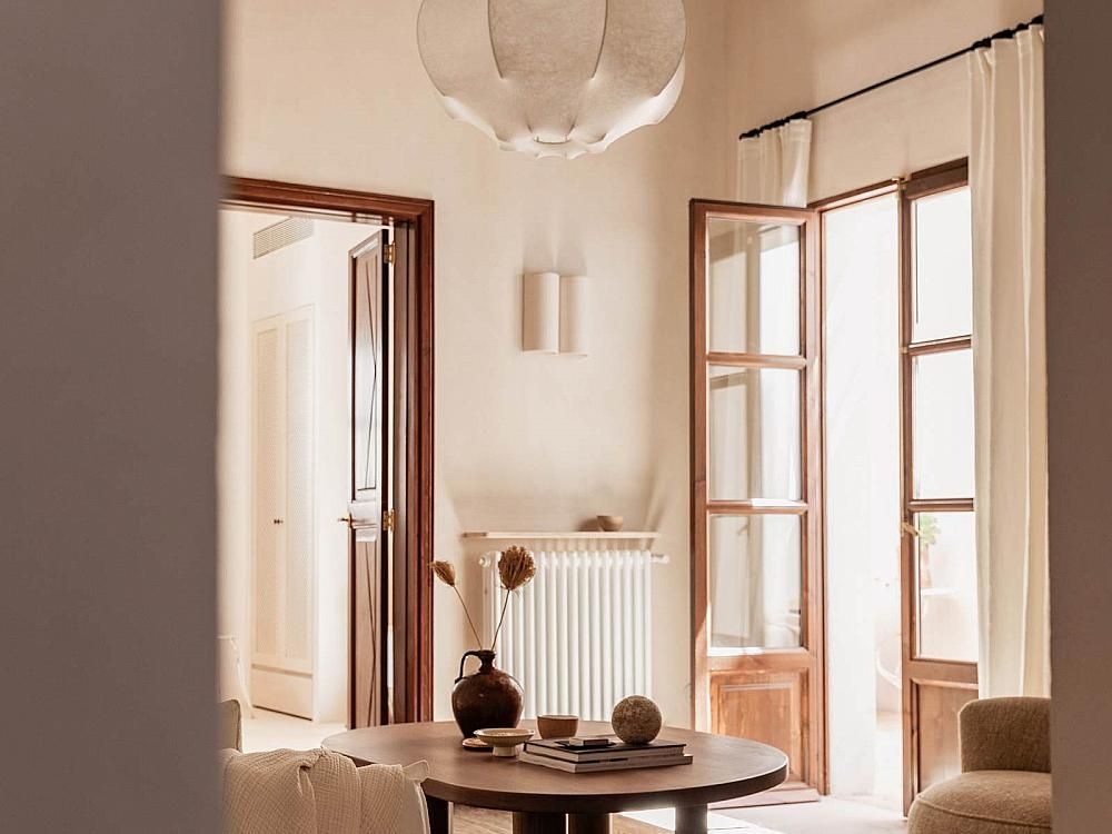 Property photo 2 of 36