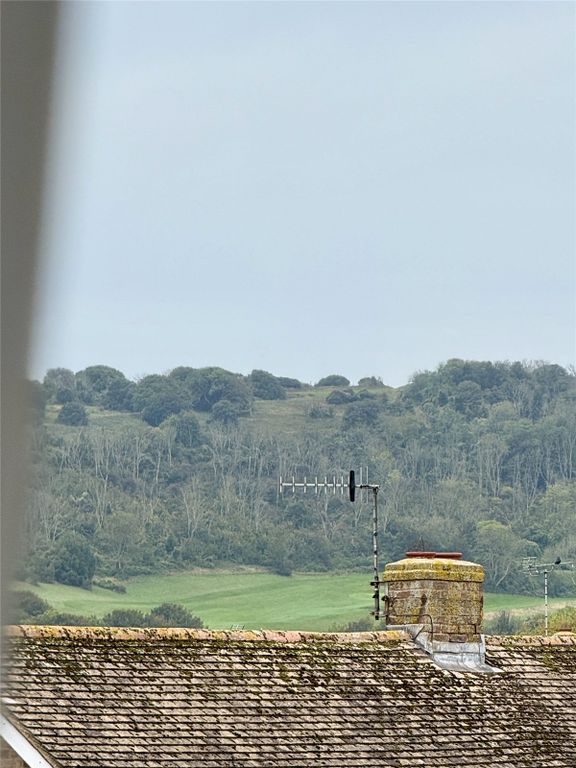 Property photo 3 of 11 Picture No. 07