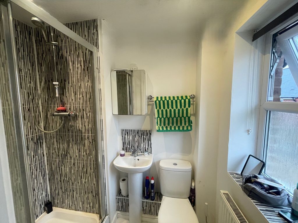 Property photo 3 of 3