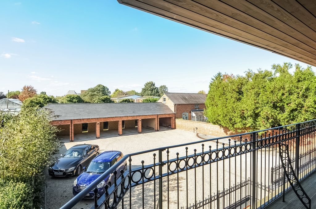 Property photo 2 of 7 140837 (14)