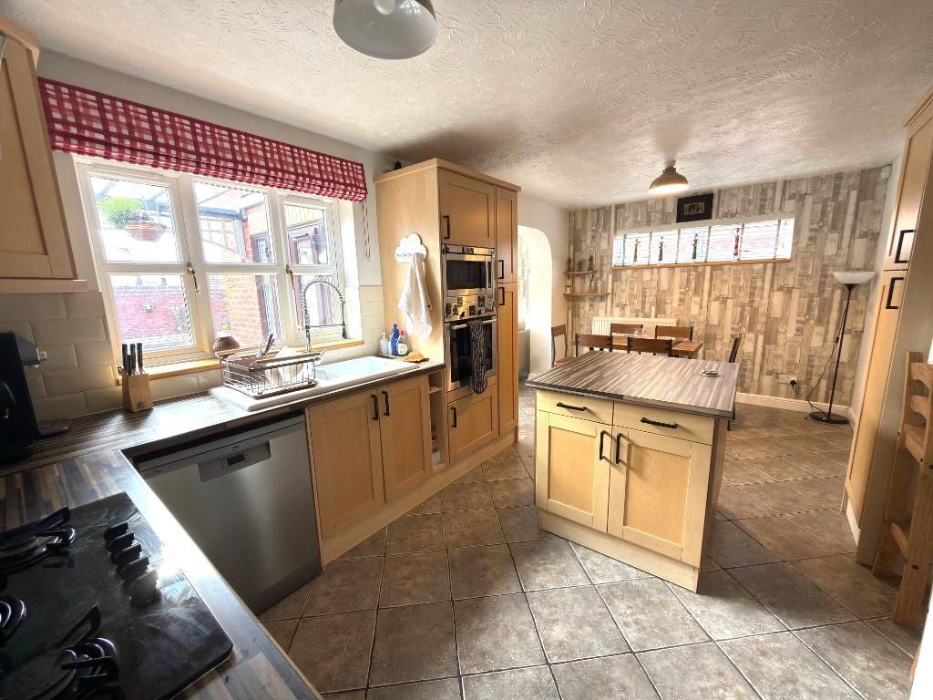 Property photo 3 of 25 Photo 3