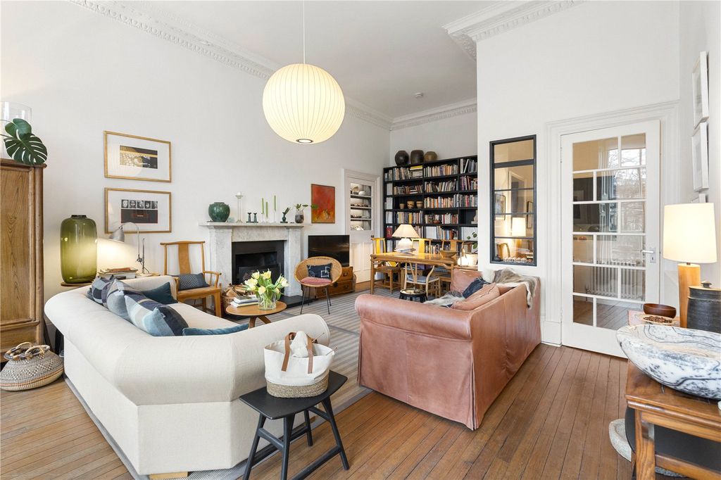 Property photo 2 of 31 Picture No. 08