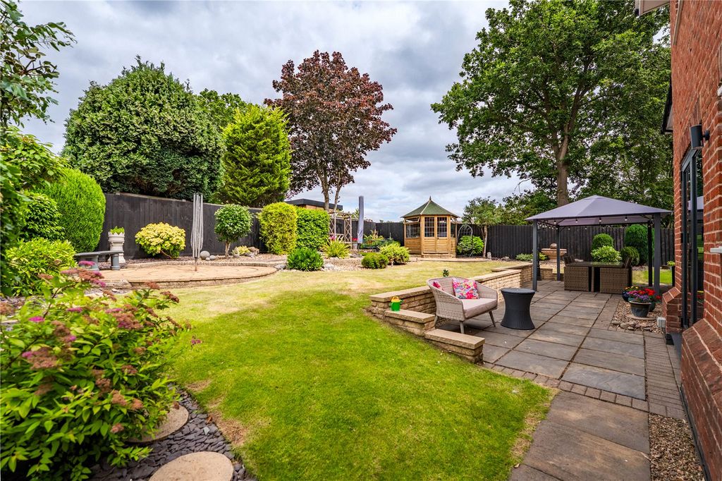 Property photo 2 of 45 Picture No. 41