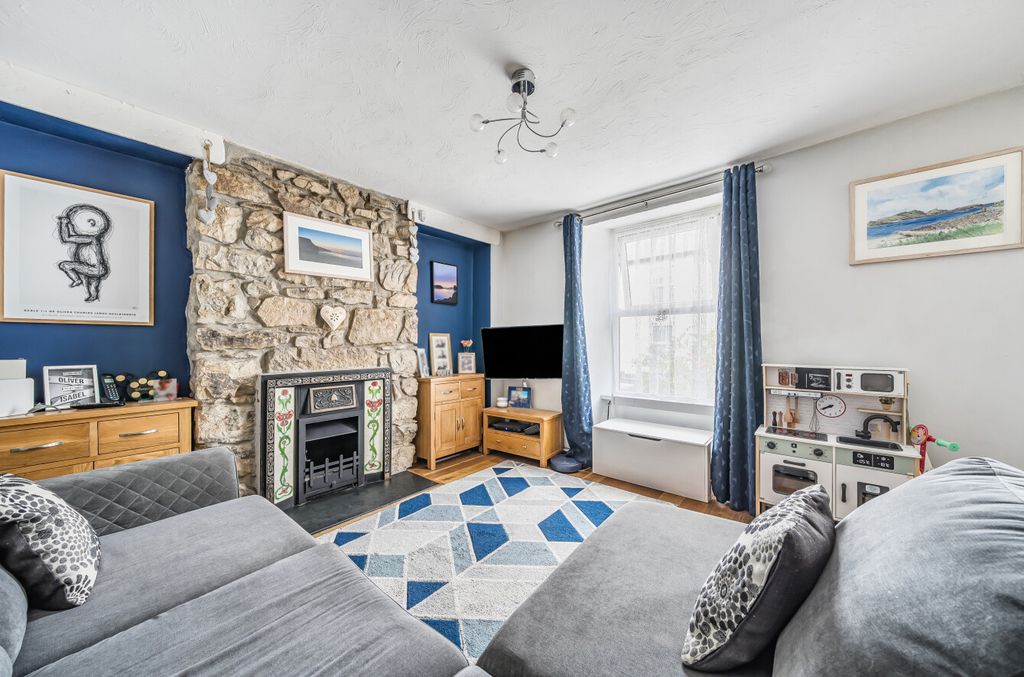 Property photo 1 of 19 1342134-7-68A6395...