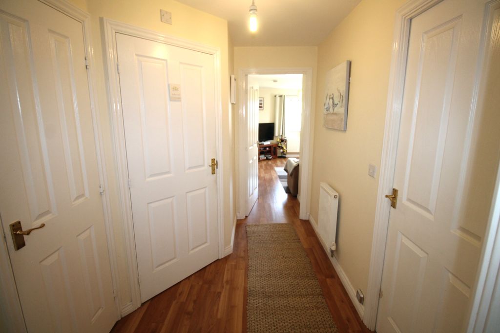 Property photo 3 of 12 Hallway