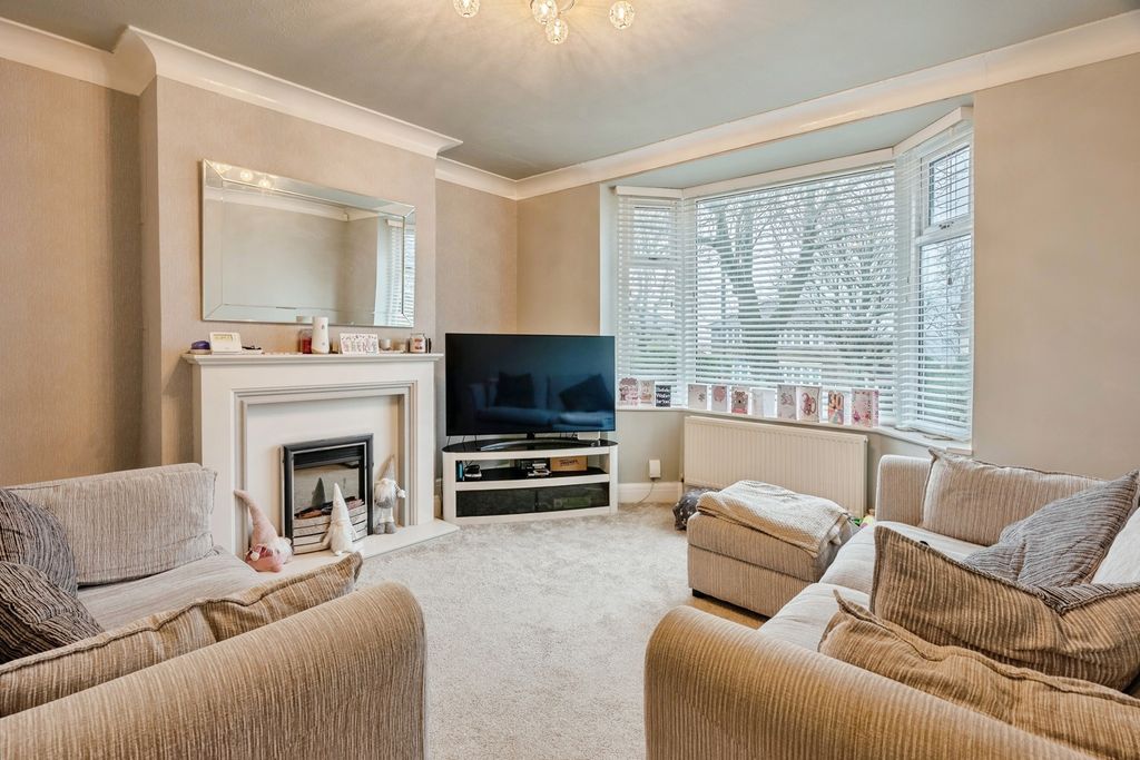 Property photo 2 of 12 Photo