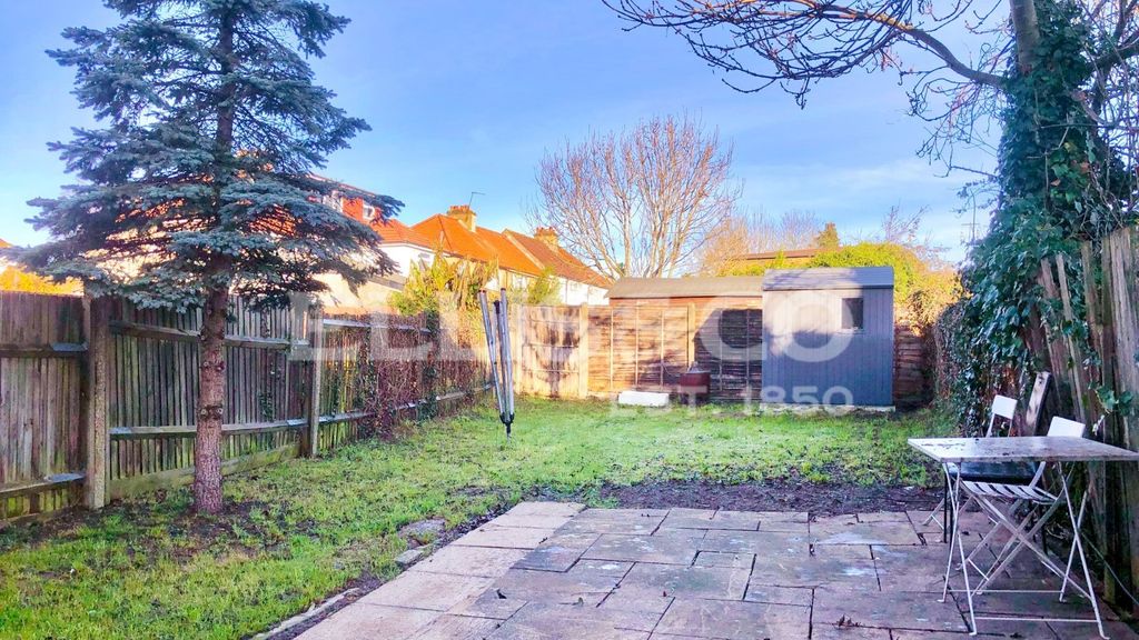 Property photo 3 of 17 Picture No. 02