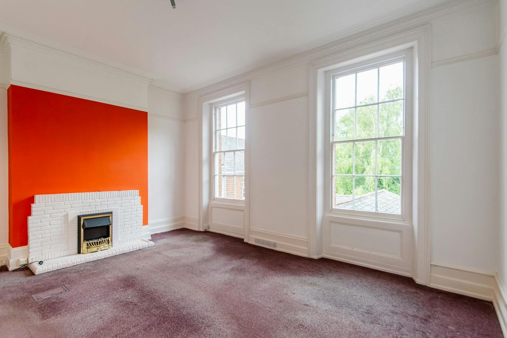 Property photo 3 of 11 10.Jpg