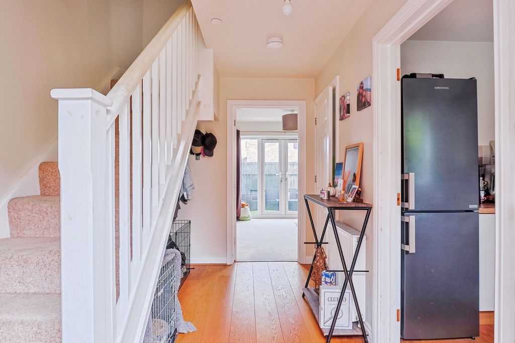 Property photo 2 of 20 Pbox-Img.Jpg