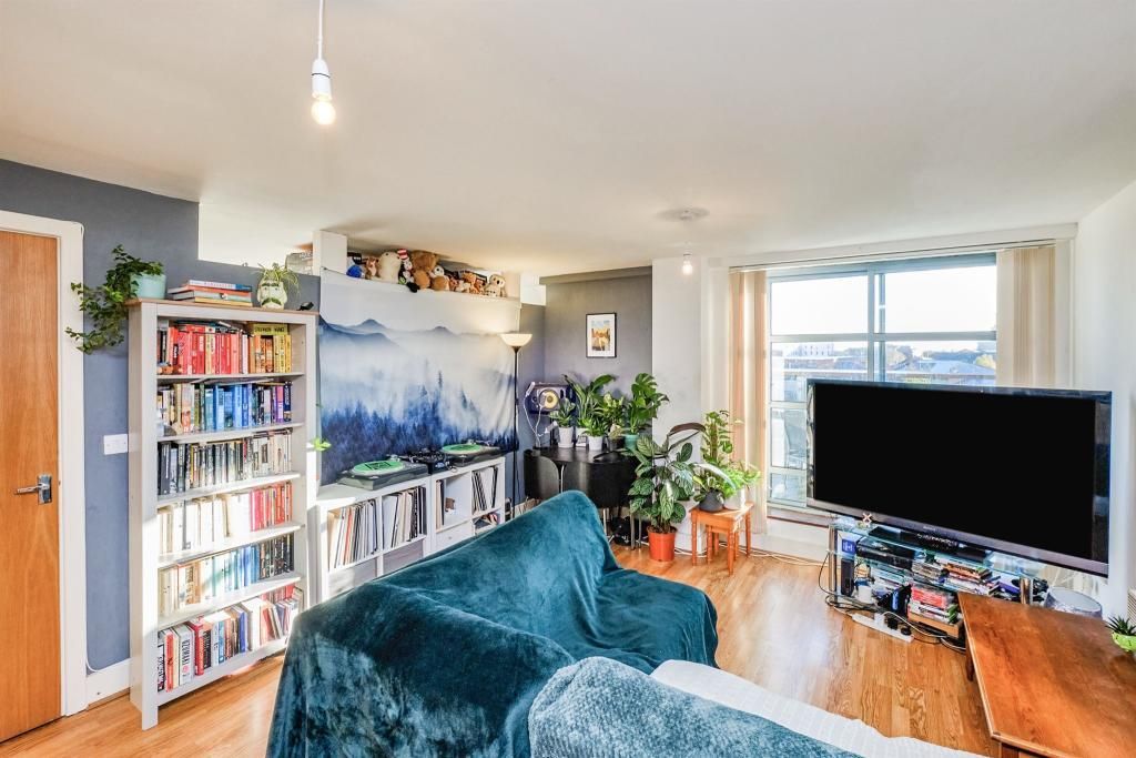 Property photo 2 of 12 View