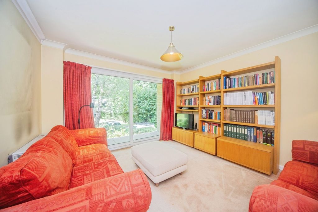 Property photo 3 of 19 Pbox-Img.Jpg