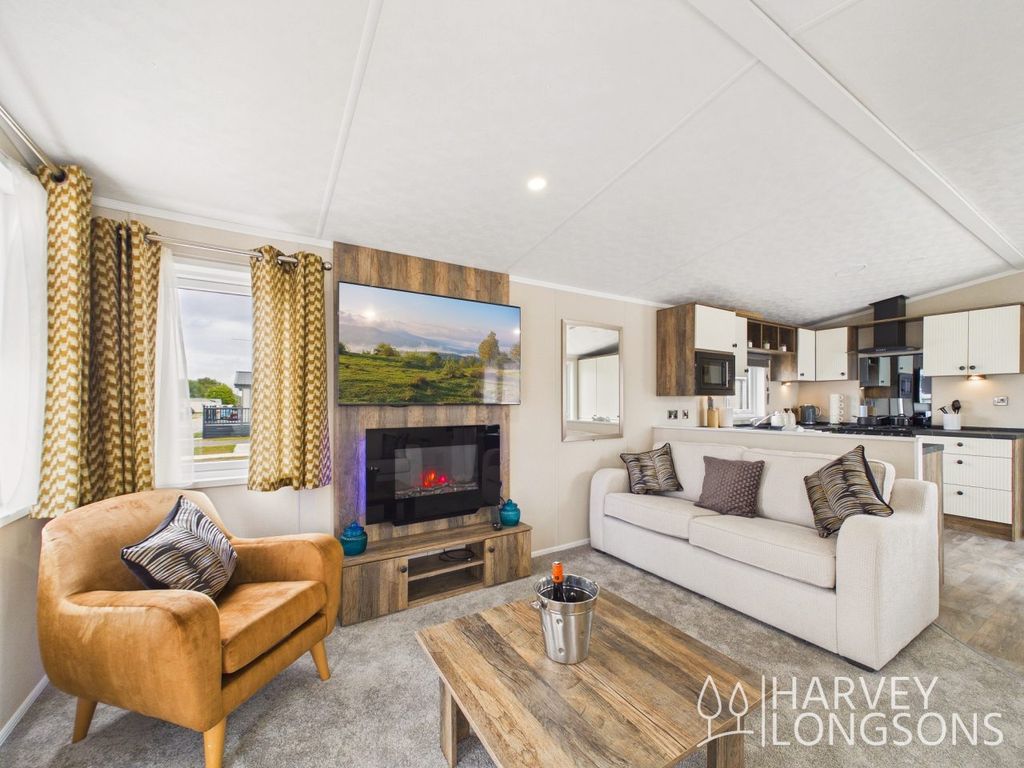 Property photo 2 of 22 Pemberton Avon Lounge And Kitchen Open Plan Living Space