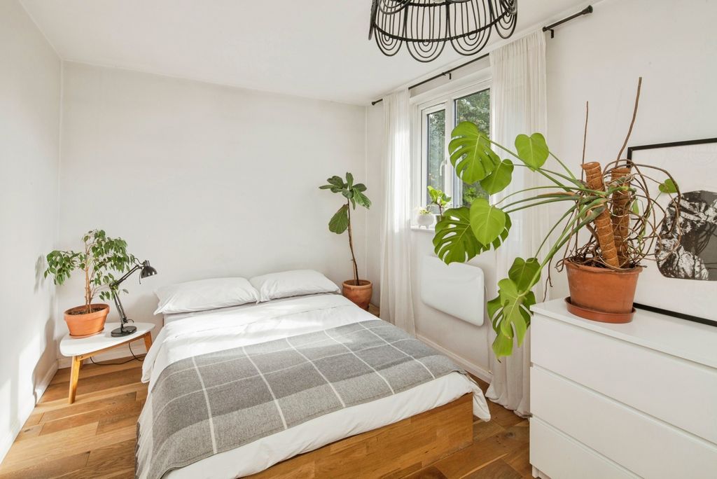 Property photo 2 of 13 Pbox-Img.Jpg