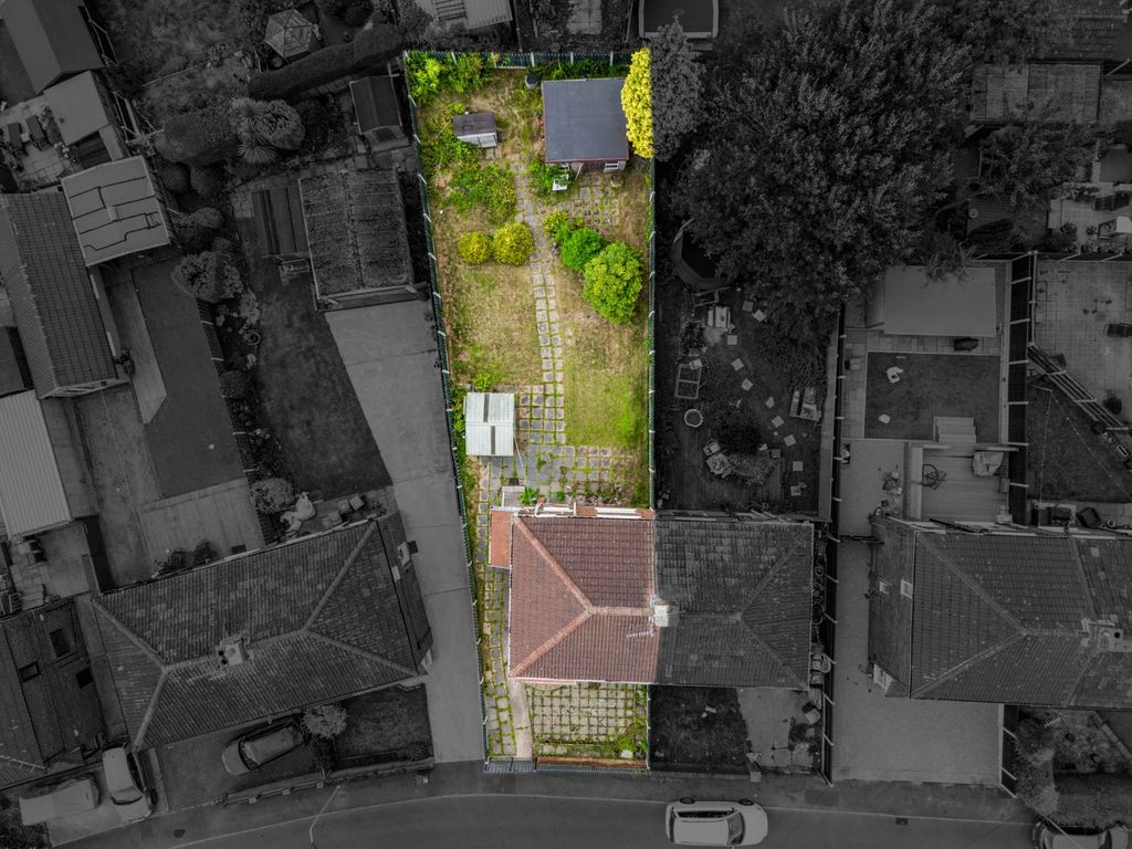 Property photo 2 of 25