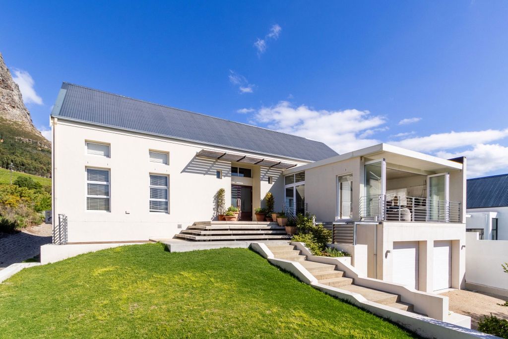 Property photo 1 of 19