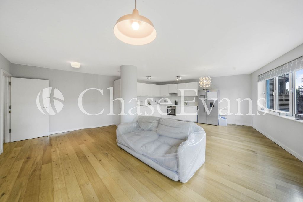 Property photo 1 of 15 Living Area