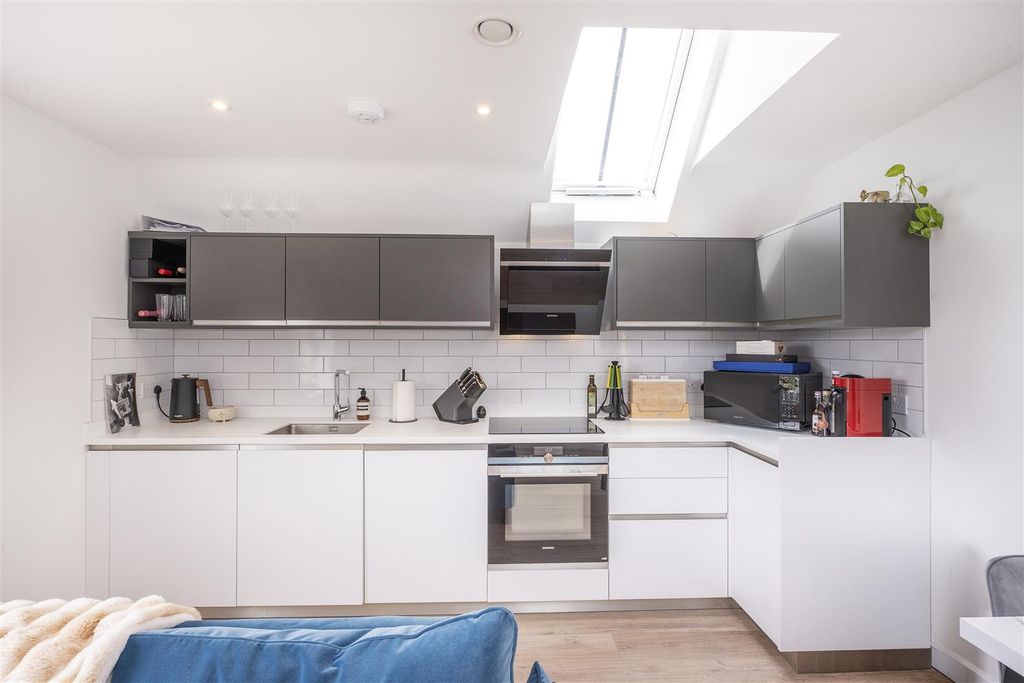 Property photo 2 of 10 Dsc_9920.Jpg