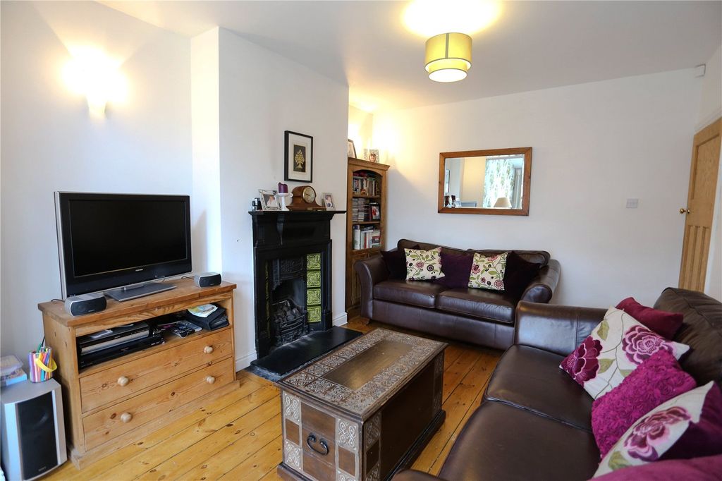 Property photo 3 of 15 Picture 3