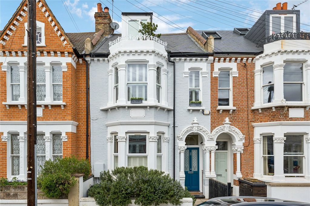 Property photo 3 of 7 Picture No. 13