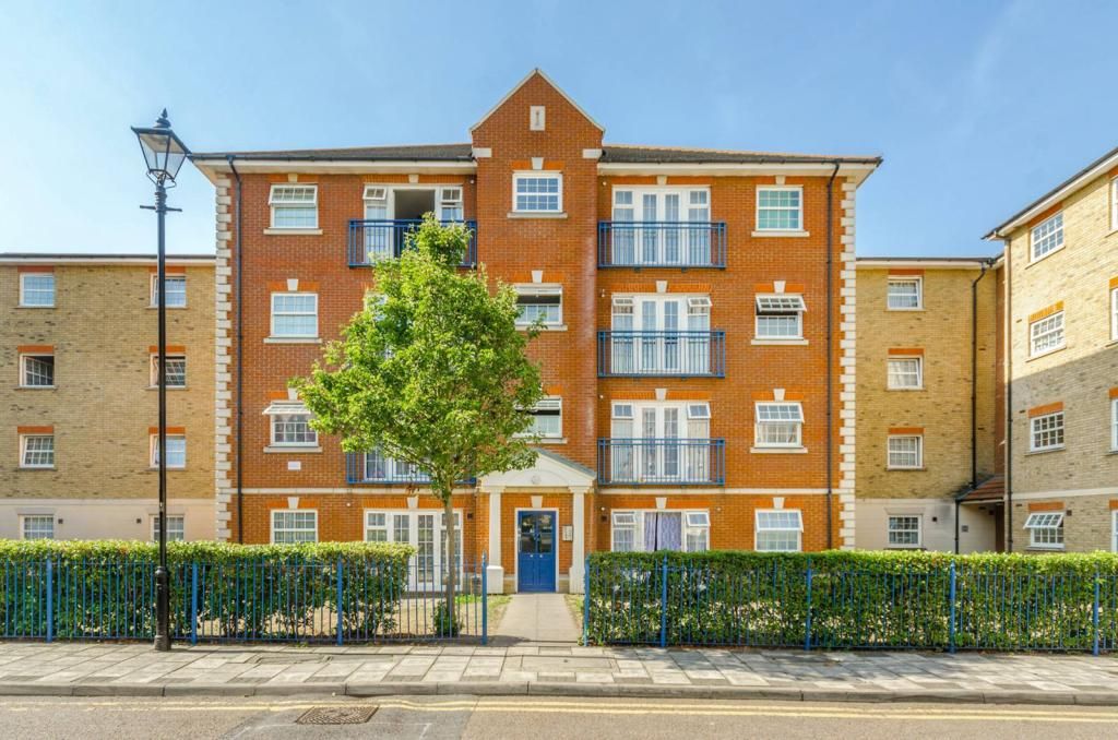 Property photo 2 of 8