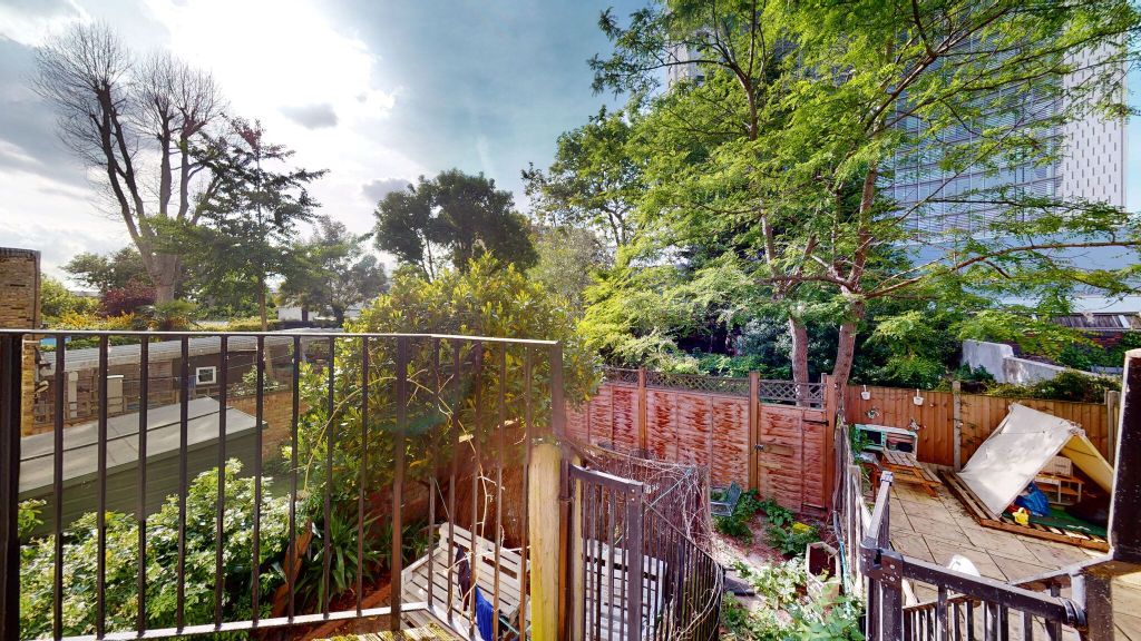Property photo 3 of 3