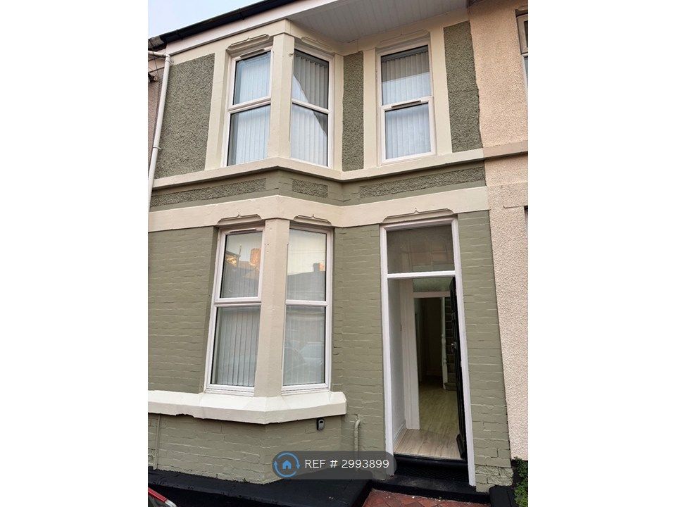 Property photo 2 of 17