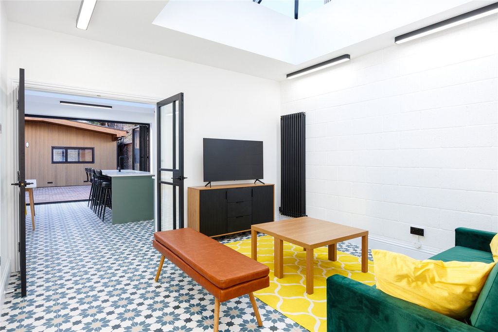 Property photo 3 of 15 Picture No. 41