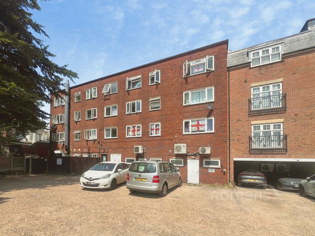 Property photo 1 of 11 Pbox-Img.Jpg