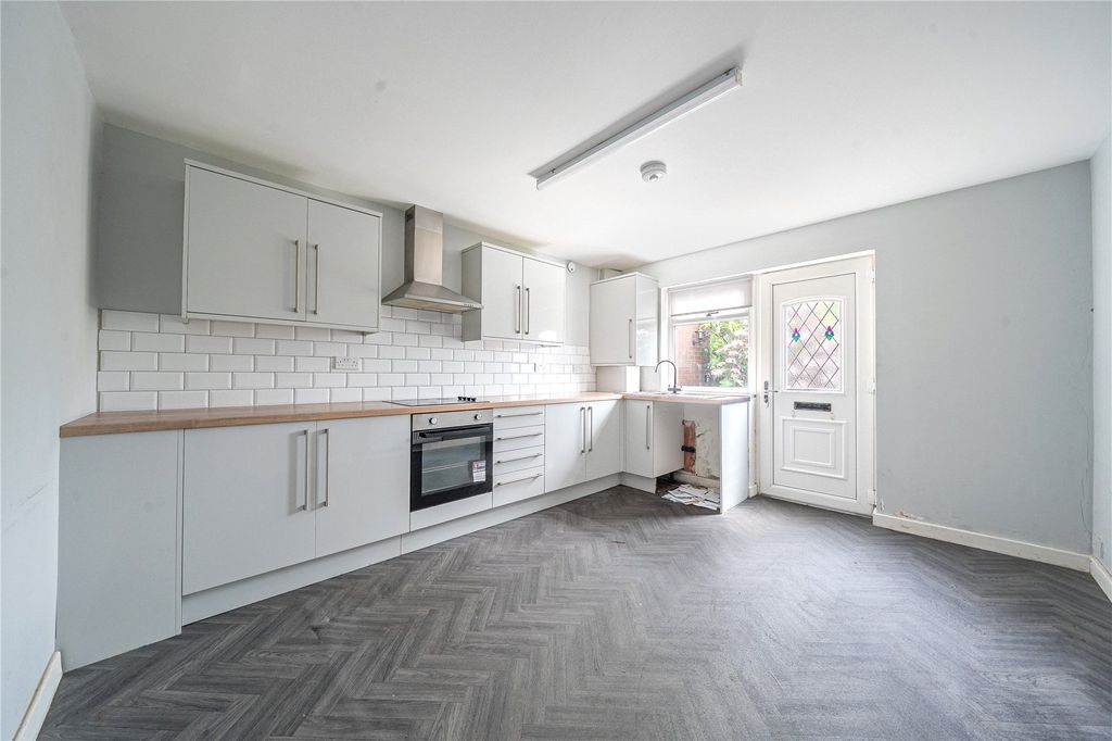 Property photo 1 of 18 Kitchen Diner