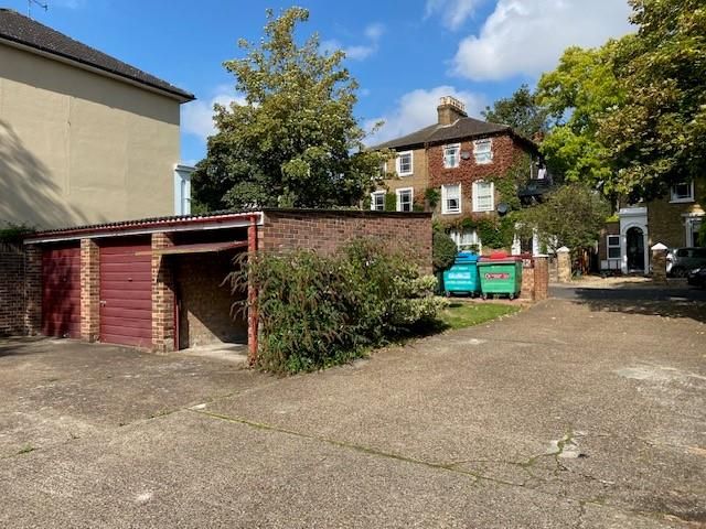 Property photo 2 of 5 Garage 24 Hawkfield Court Photo 2.Jpg