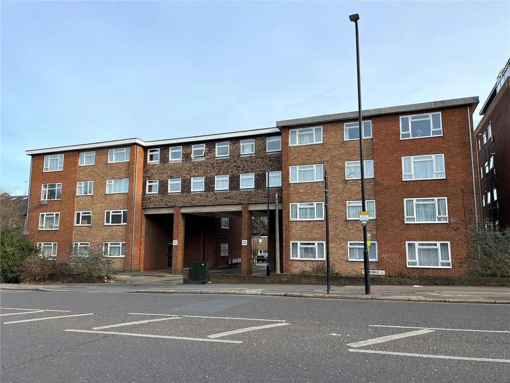 Apartment in London, London Borough of Haringey - View 3