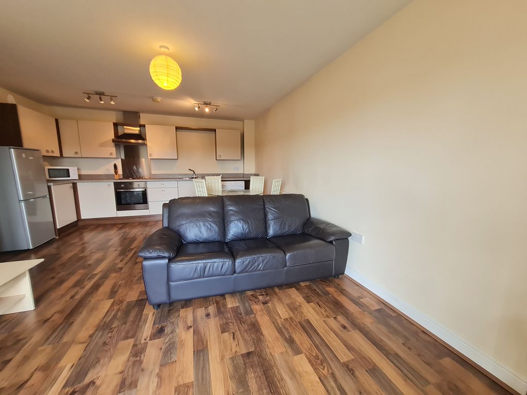 Property photo 2 of 9