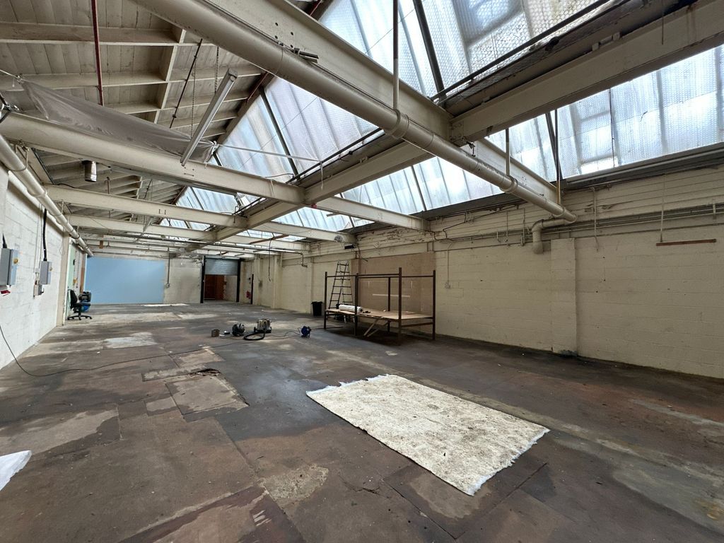 Property photo 3 of 3