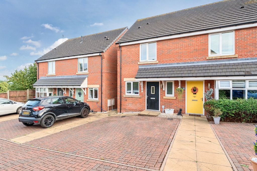 Property photo 1 of 20 Picture No. 03