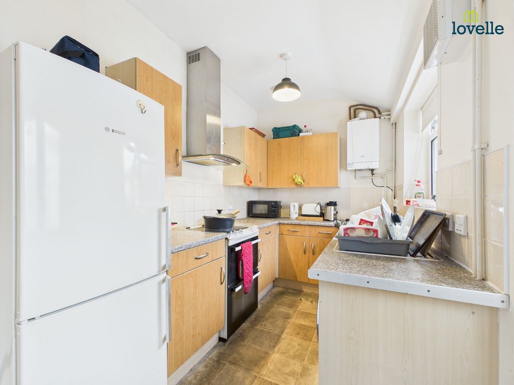 Property photo 2 of 18